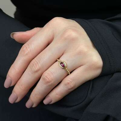 14 Ayar Kırmızı Yakut Oval Taşlı Yüzük – Zarif Altın Tasarım - ENGİNGOLD BG