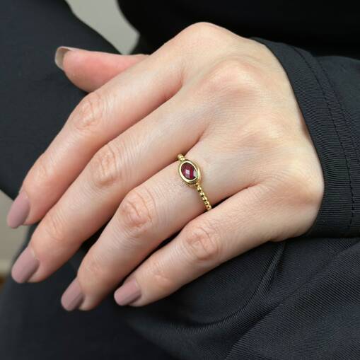 14 Ayar Kırmızı Yakut Oval Taşlı Yüzük – Zarif Altın Tasarım - 5
