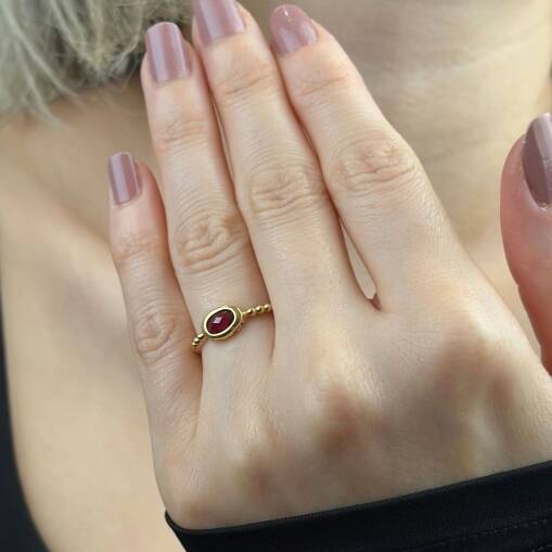 14 Ayar Kırmızı Yakut Oval Taşlı Yüzük – Zarif Altın Tasarım - 3