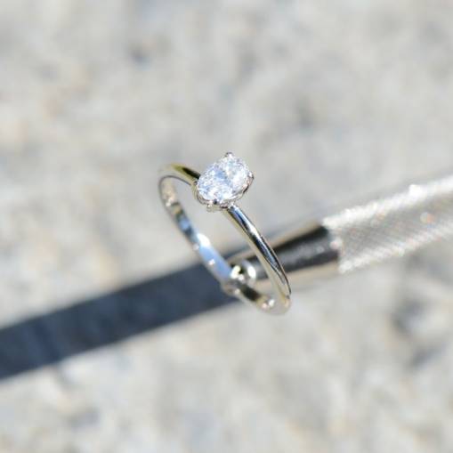 Oval Pırlanta Tektaş Yüzük 40-44 - 2