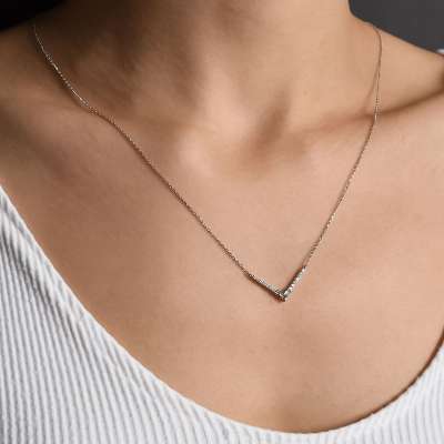 Pırlanta Baget Taşlı Minimal Kolye - 3