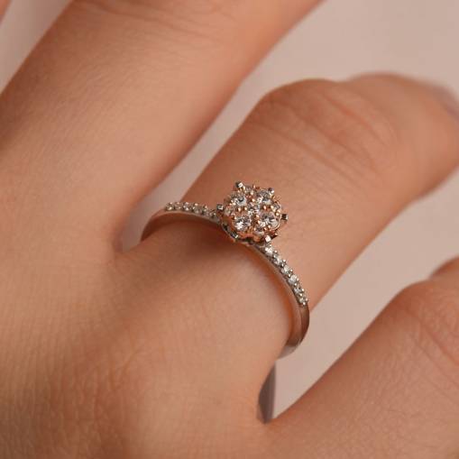 Pırlanta Çiçek Model Yüzük - 1