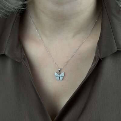 Pırlanta Kelebek Kolye – 14 Ayar Altın Zarif Tasarım - 3