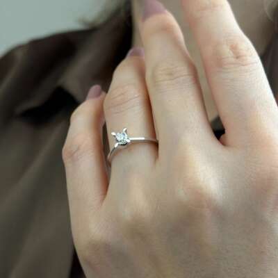 Pırlanta Tektaş Yüzük 14 Ayar Altın – Elegant Tasarım - 4