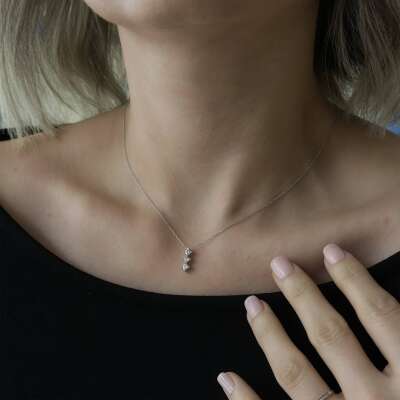 Işıltılı 0.33 Karat Pırlanta Tria Kolye - ENGİNGOLD KYR