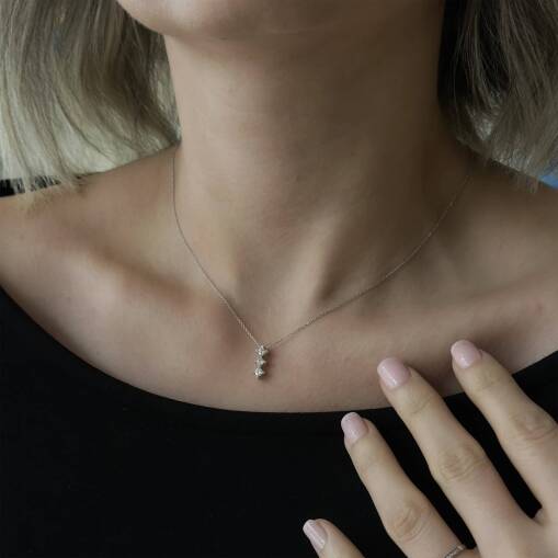 Işıltılı 0.33 Karat Pırlanta Tria Kolye - 1