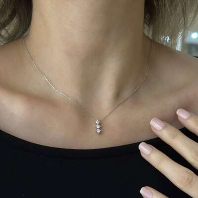 Işıltılı 0.33 Karat Pırlanta Tria Kolye - 3