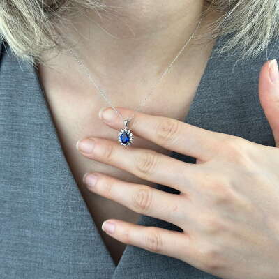 Safir Taşlı Pırlanta Kolye – Sevgililer Günü Özel Tasarım - 5