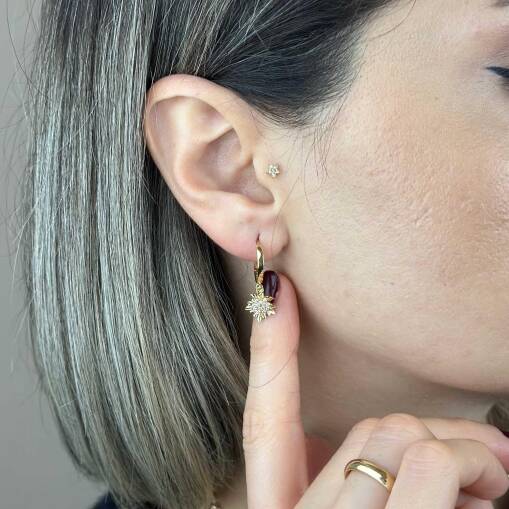 14 Ayar Altın Sallantılı Küpe – Kalemli Yaprak Zirkon Taşlı - 3