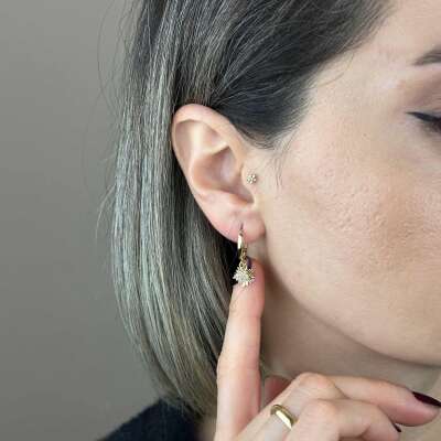 14 Ayar Altın Sallantılı Küpe – Kalemli Yaprak Zirkon Taşlı - 5