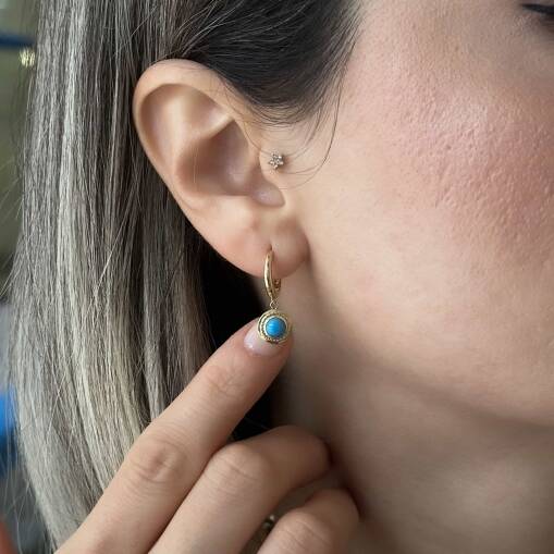 Şık Mavi Firuze Taşlı 14 Ayar Altın Küpe - 3