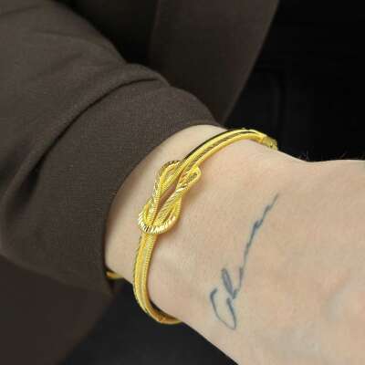 22 Ayar Altın Aşk Düğümü Kelepçe – Zarif ve Minimal Tasarım - 4