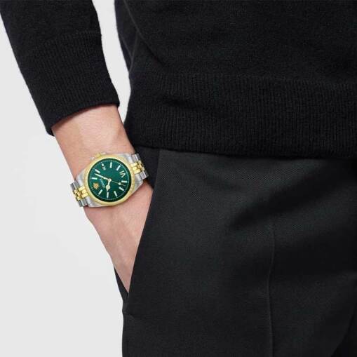 Versace VRSCVE9H00924 Kol Saati - 4