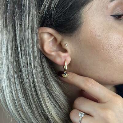 14 Ayar Altın Vintage Küpe – Sallantılı Mavi Zirkon - ENGİNGOLD ER